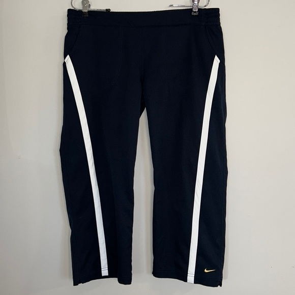 Nike Striped Capri Joggers Size L - Picture 1 of 7
